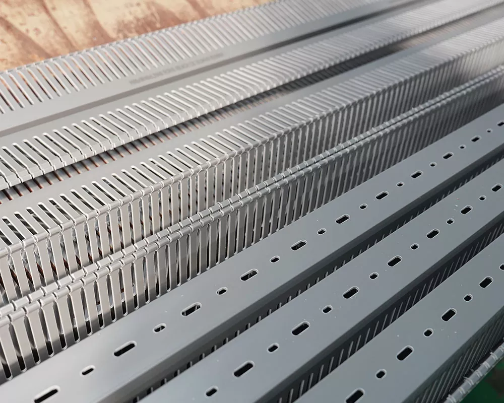 விநியோக கேபினுக்குள் இருக்கும் PVC ஃப்ளேம் ரிடார்டன்ட் கேபிள் ட்ரேயின் வெப்பநிலை எதிர்ப்பு வரம்பு என்ன?