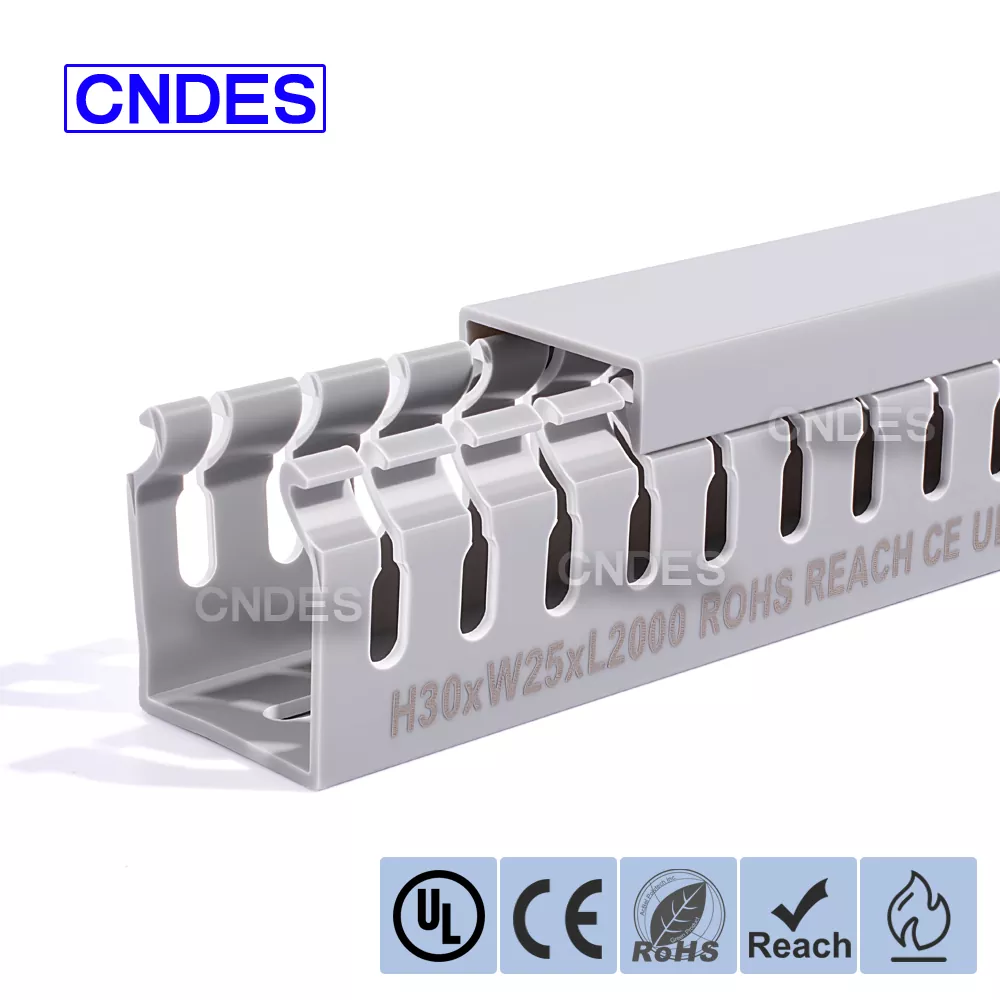 30×25 துளையிடப்பட்ட PVC கம்பி பாதுகாப்பு குழாய்